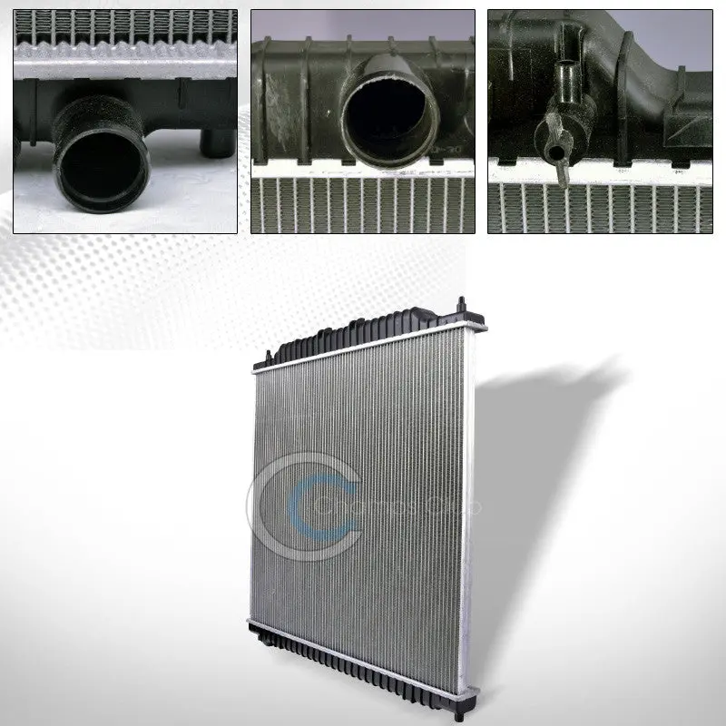Heavy-Duty Aluminum Radiator For 2003–2005 Ford Excursion, F-250, And F-350 Super Duty With 6.0L Diesel V8 1