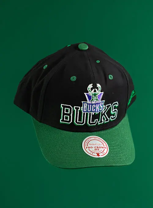 Mitchell & Ness '93 Hwc Milwaukee Bucks Script Snapback – Nostalgic Team Cap 1