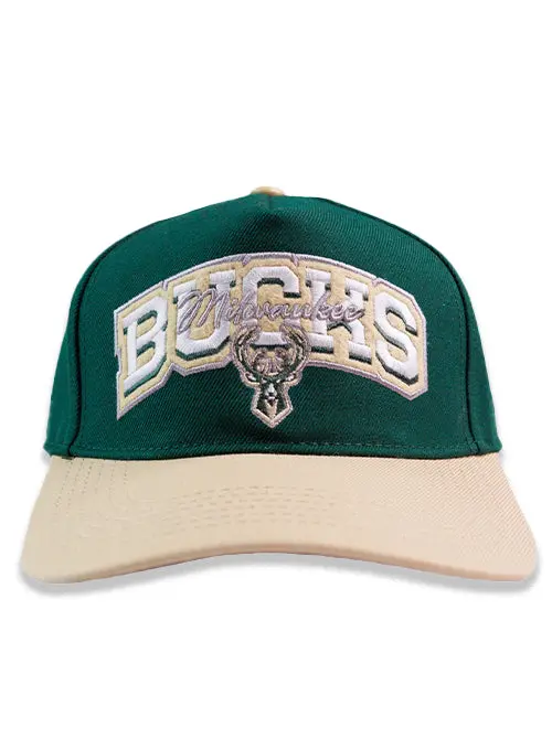 Pro Standard Two-Tone Stacked Snapback – Milwaukee Bucks 1